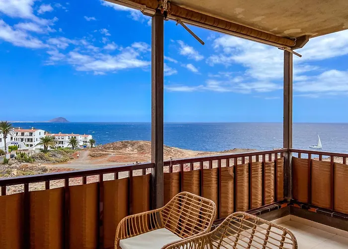 Seaside With A Sea View Apartament